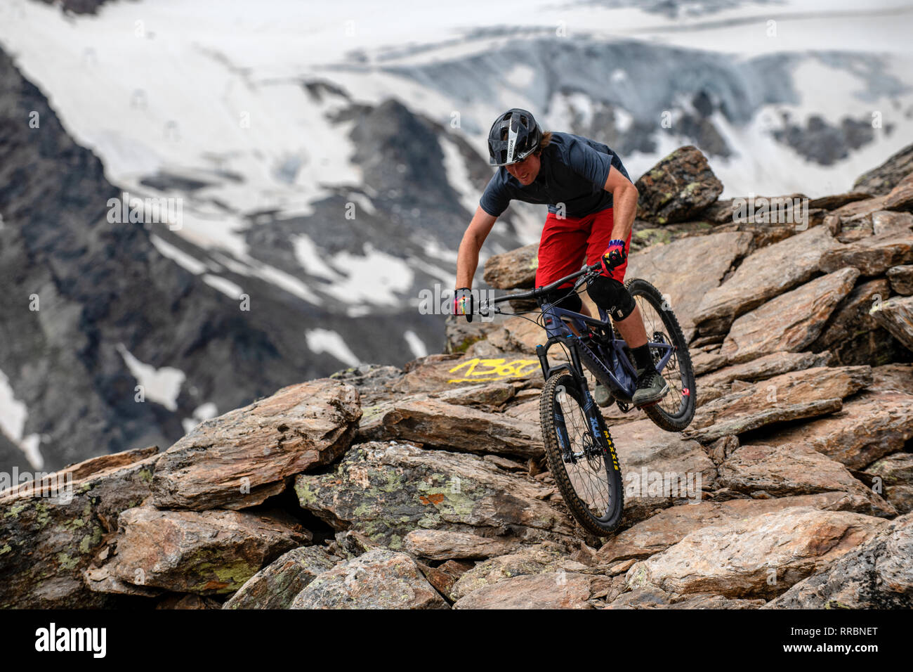 ski mountain bike