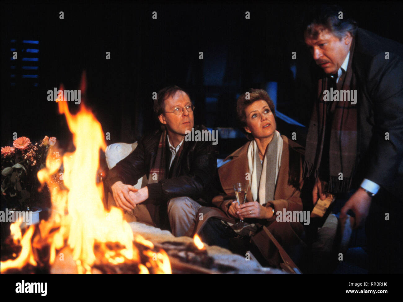 DIESE DROMBUSCHS / Das provozierte Verhängnis / HANS PETER KORFF, WITTA POHL, GÜNTER STRACK / Überschrift: DIESE DROMBUSCHS Stock Photo