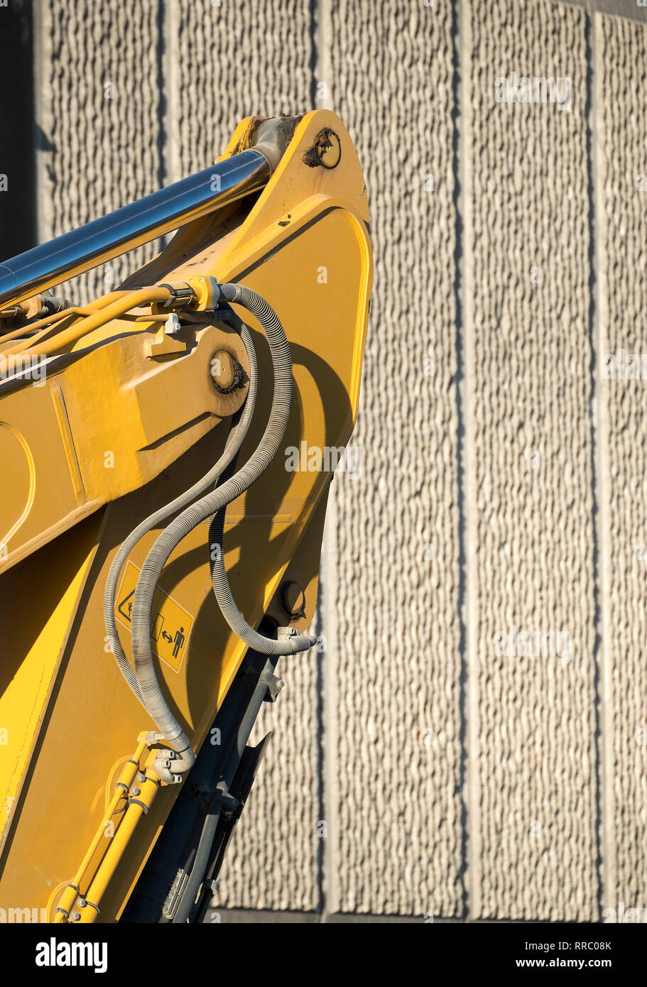 Hydraulic arm joint of a yellow excavator Stock Photo Alamy