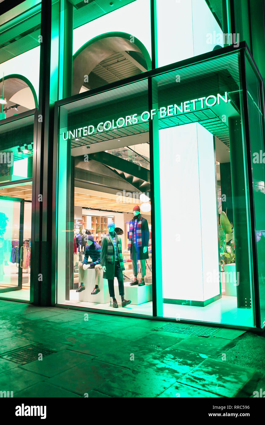 Benetton Store on Oxford Street, London, England, UK Stock Photo - Alamy