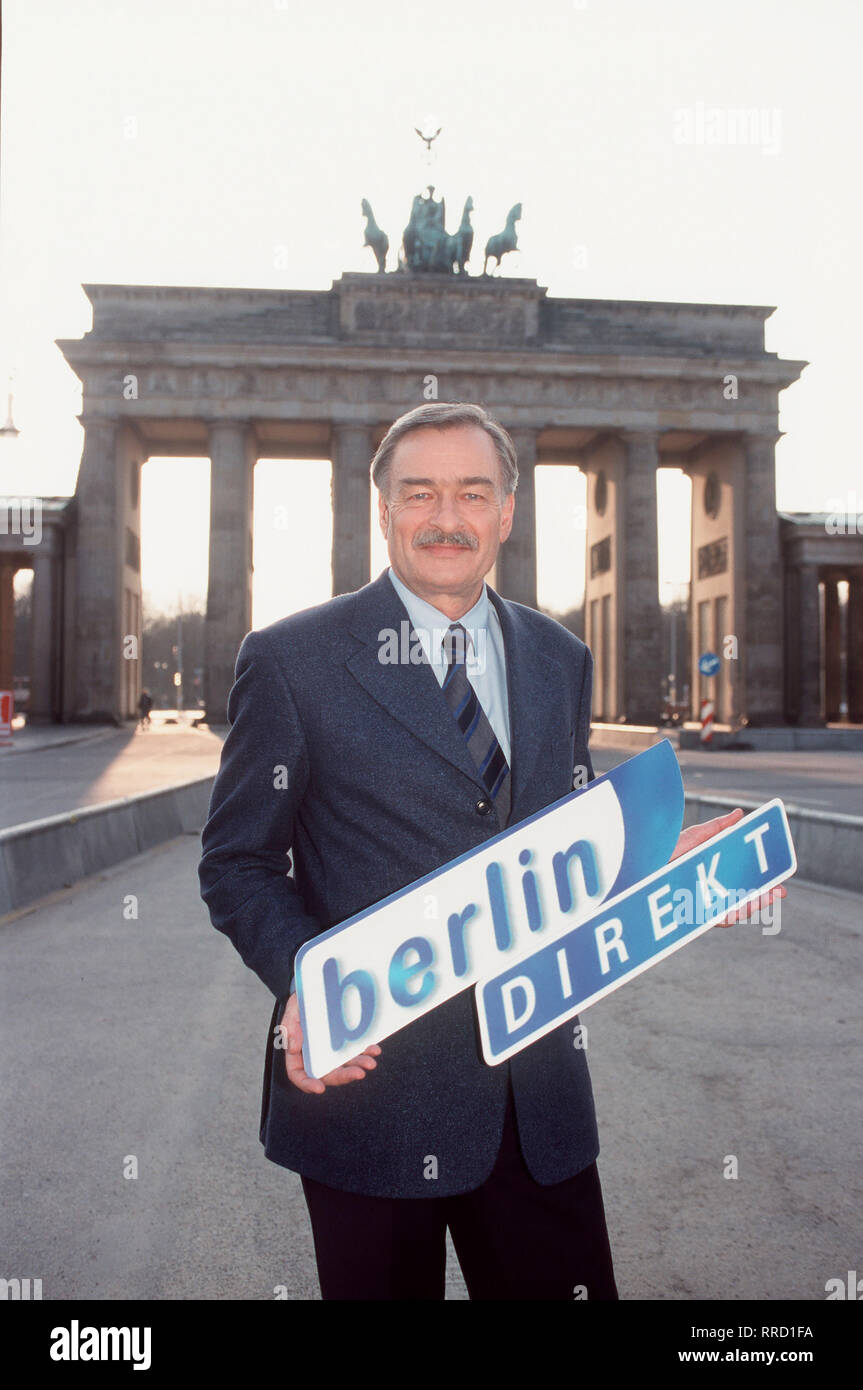 Berlin direkt - Moderation: Foto: PETER ELLGAARD / Überschrift: BERLIN DIREKT Stock Photo