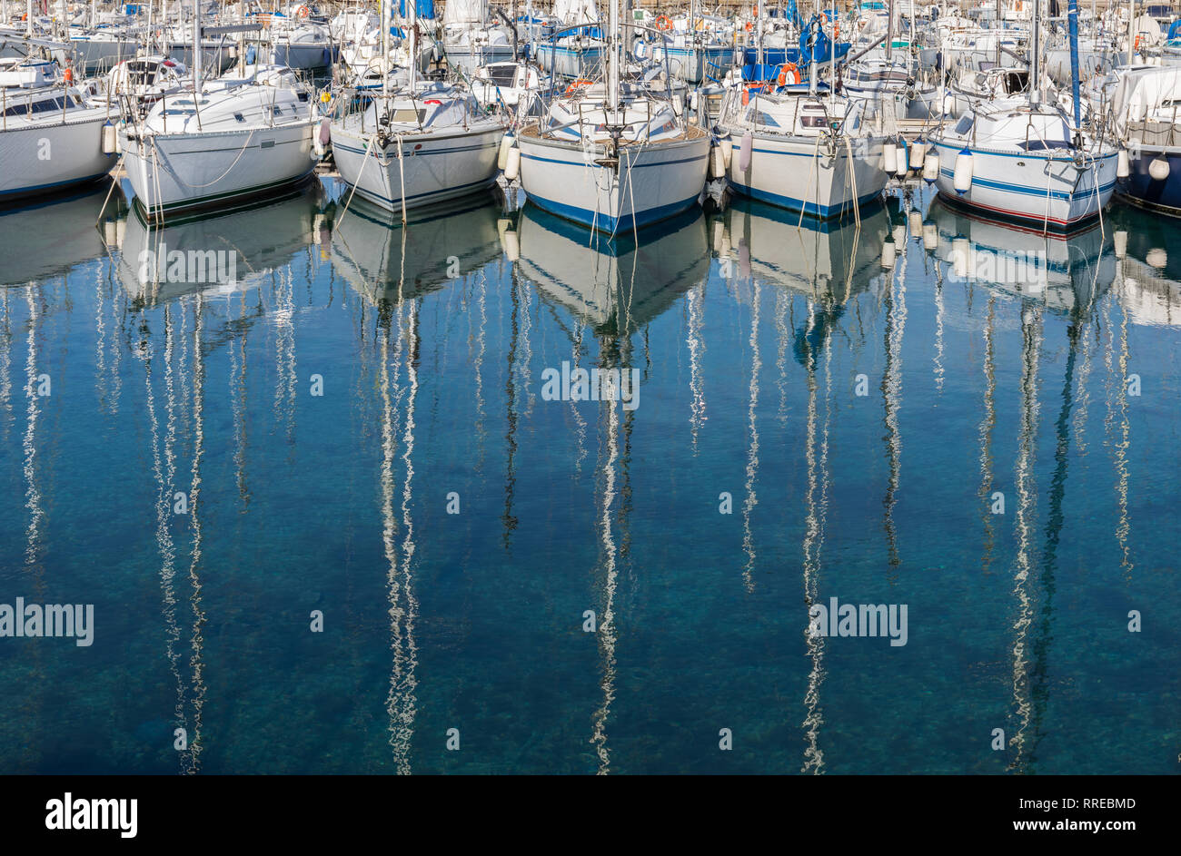 Sailboats in sea water hi-res stock photography and images - Alamy