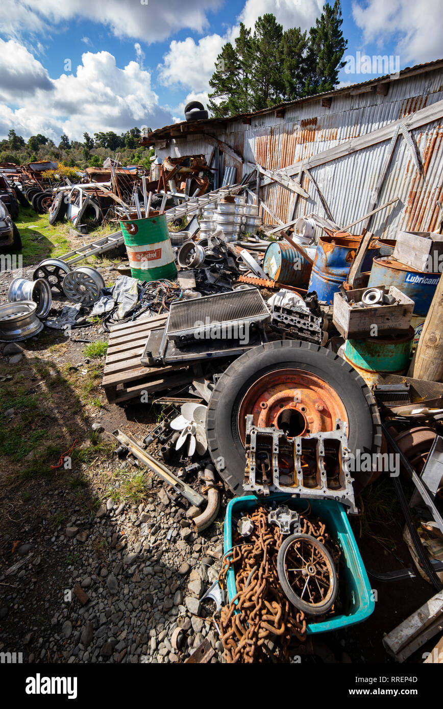 Car wreckers new zealand hires stock photography and images Alamy