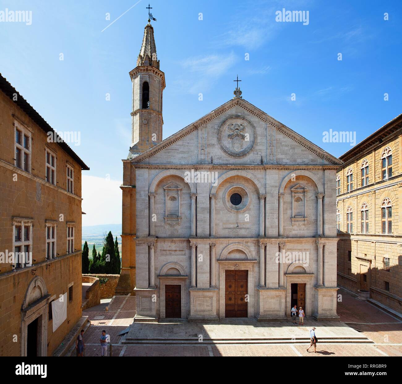 Pienza cathedral tuscany hi-res stock photography and images - Alamy