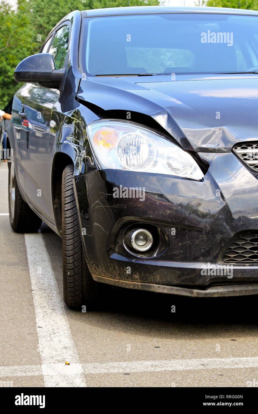 Bumper Damage High Resolution Stock Photography and Images Alamy