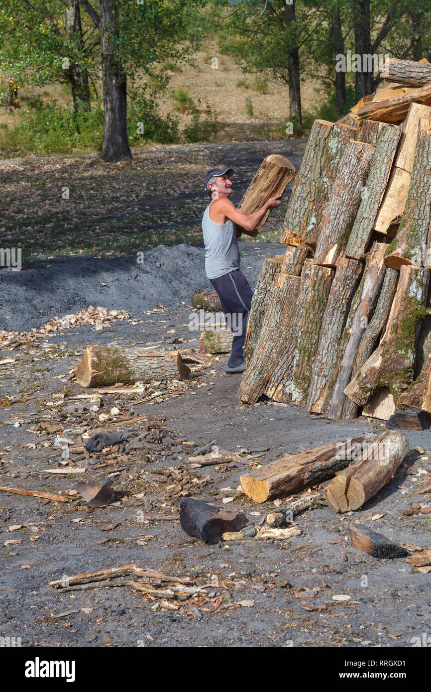 Charcoal burner hires stock photography and images Alamy