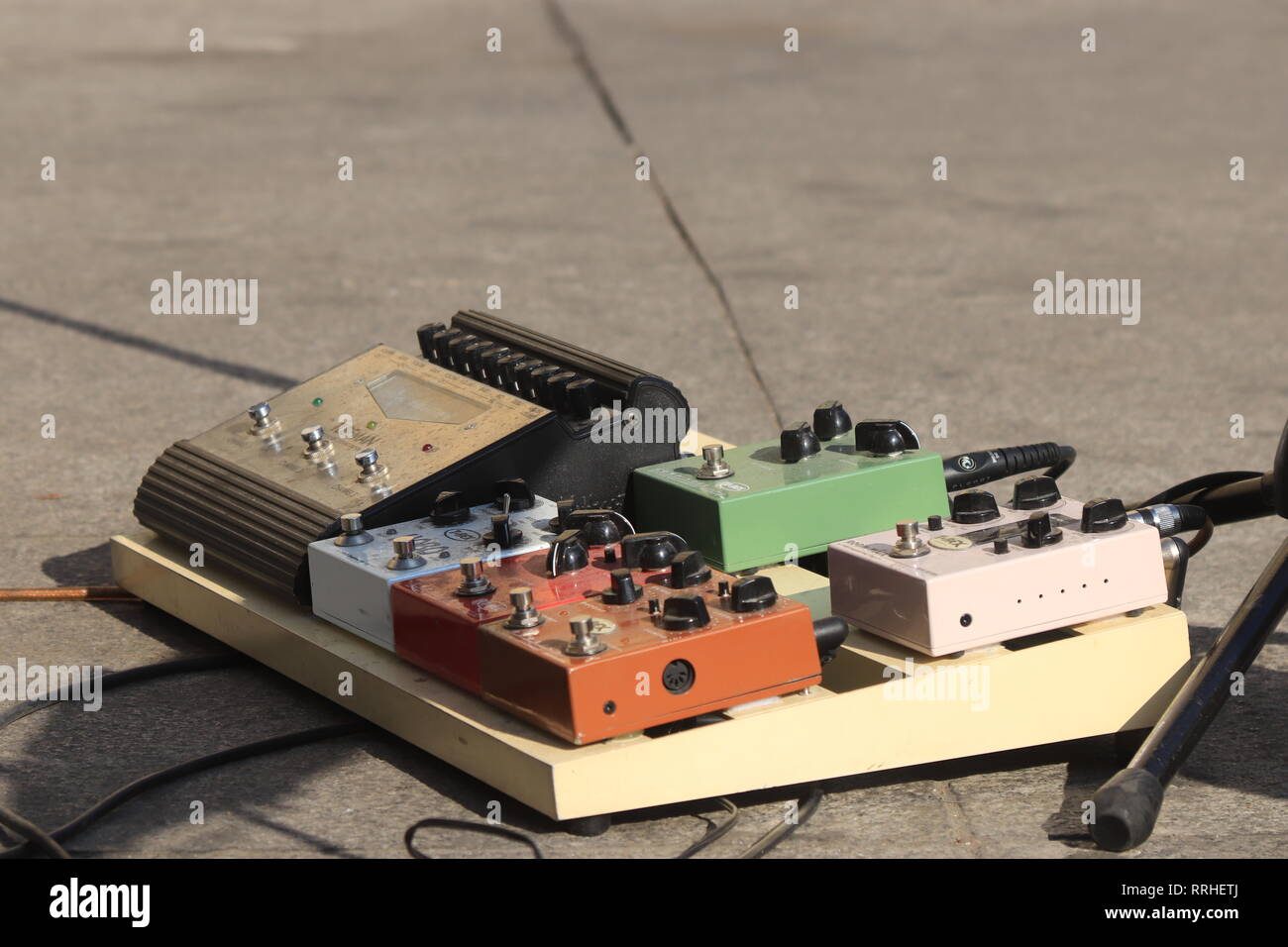 Auxiliary tool hi-res stock photography and images - Alamy