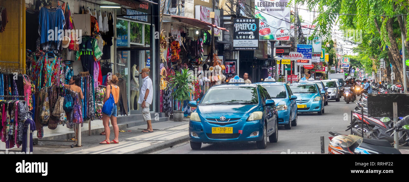 Blue bird cabs hi-res stock photography and images - Alamy