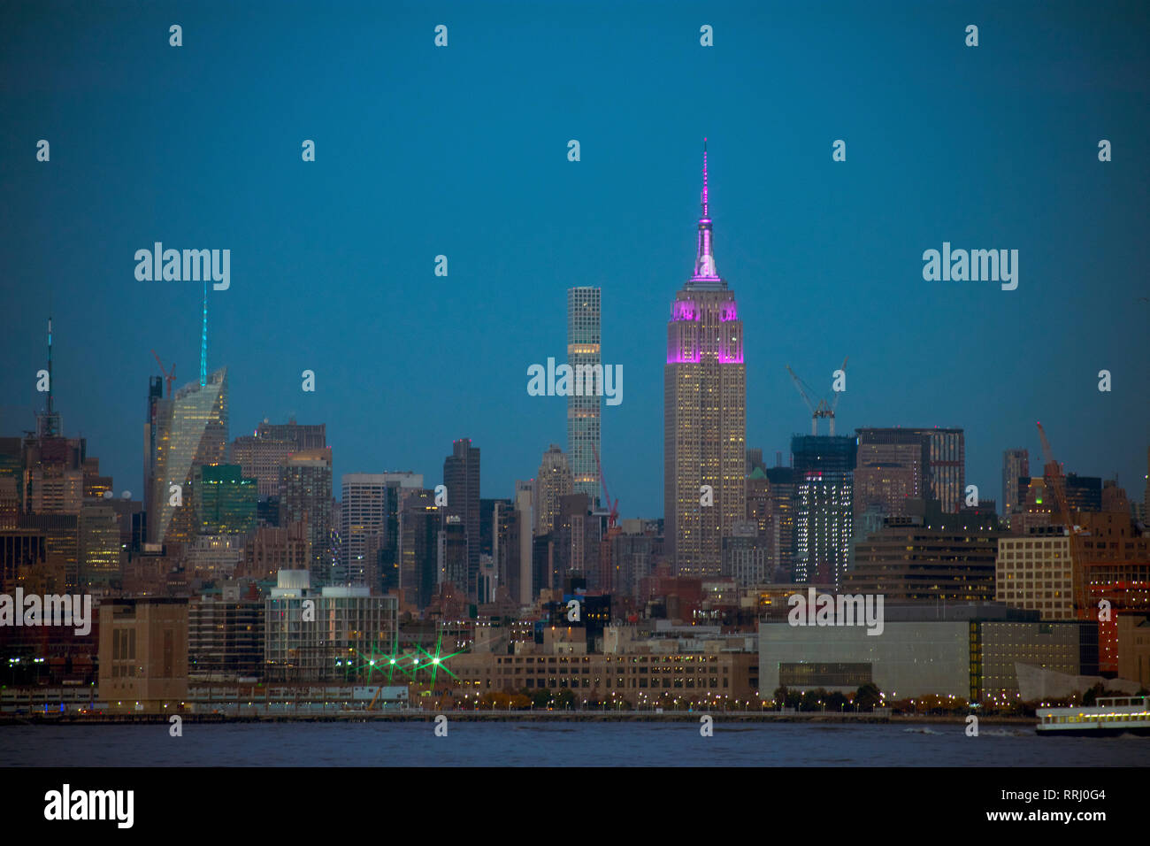 Night view of NYC Midtown area with the Empire State Building from