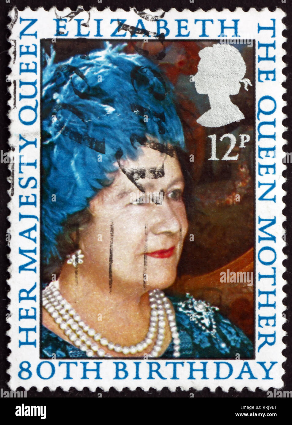 Queen mother 80th birthday hi-res stock photography and images - Alamy