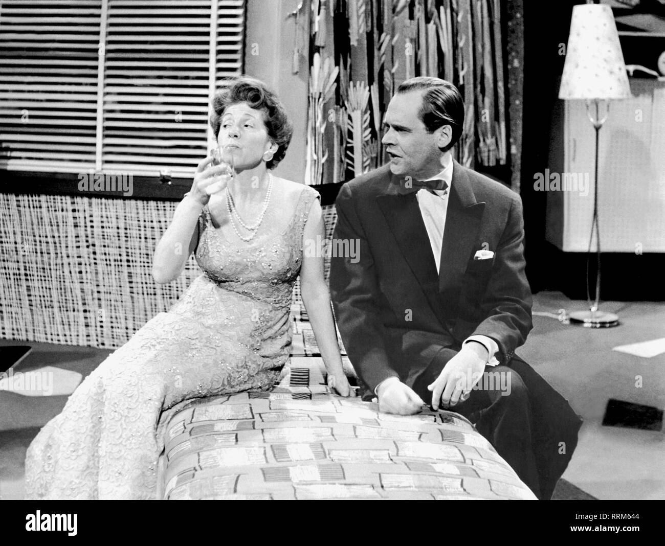 Meysel, Inge, 30.5.1910 - 10.7.2004, German actress, half length, in the play 'Die liebe Familie', with Albert Lieven, 1960s, Additional-Rights-Clearance-Info-Not-Available Stock Photo