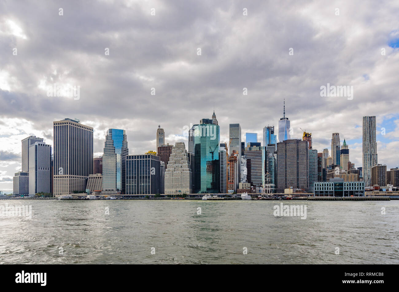 Skyline from Brooklyn Heights in the district of Brooklyn, New York, USA Stock Photo