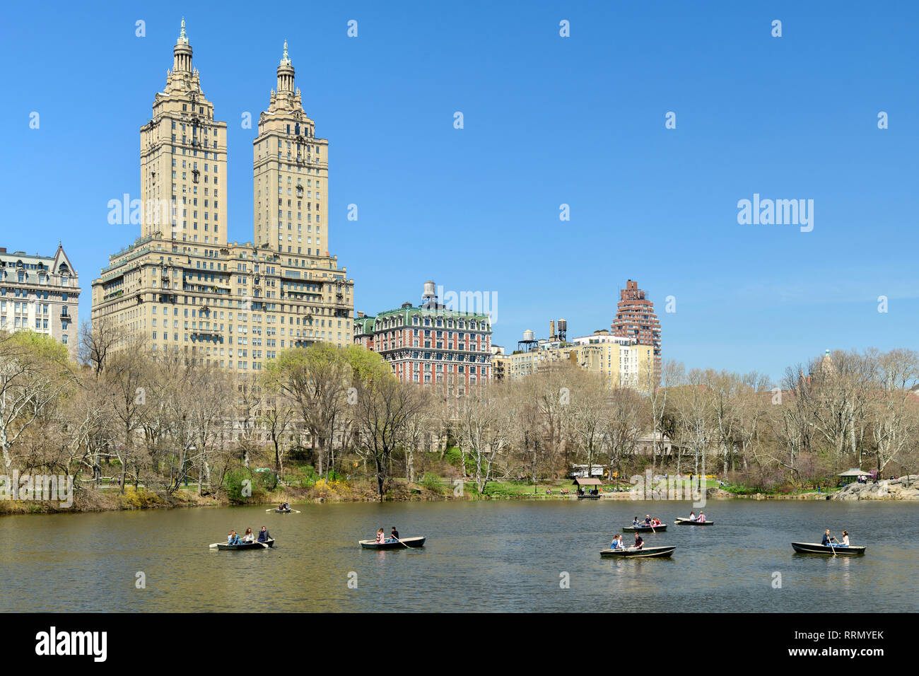 North America, America,USA, American, East Coast, New York, Manhattan, Central Park,The Pond and San Remo Apartments Stock Photo