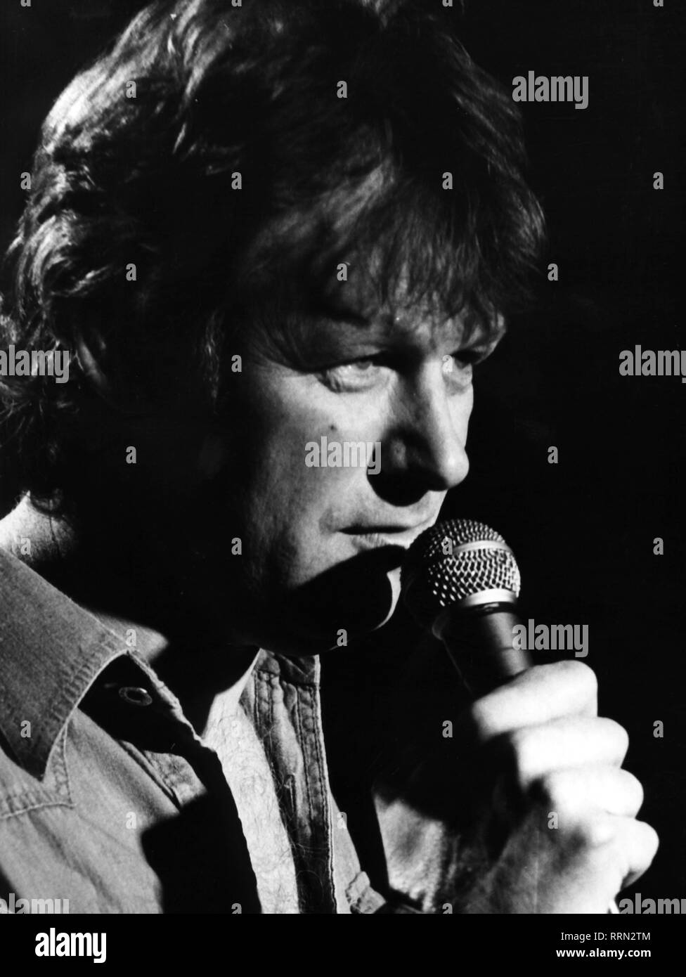 Gabriel, Gunter, * 11.6.1942, German singer (country), portrait, during stage performance, 1970s, Additional-Rights-Clearance-Info-Not-Available Stock Photo