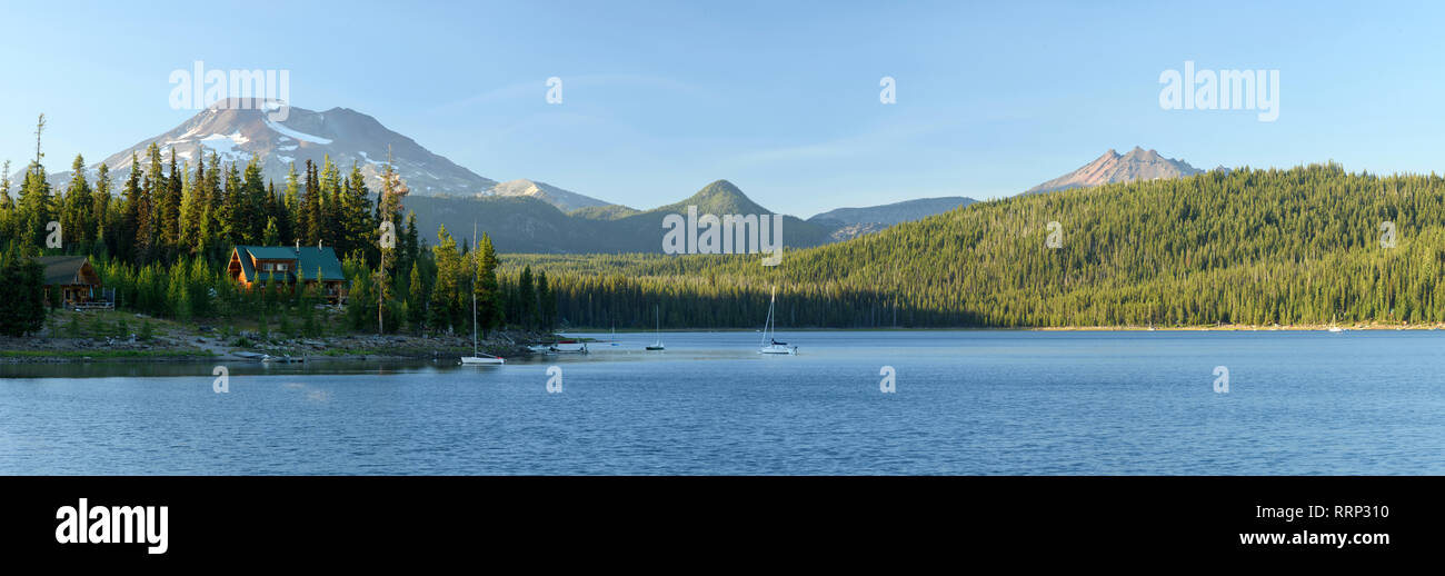 North America, America, USA, American, Pacific Northwest, Oregon, Deschutes National Forest, Cascade Lakes Highway, Elk lake Stock Photo