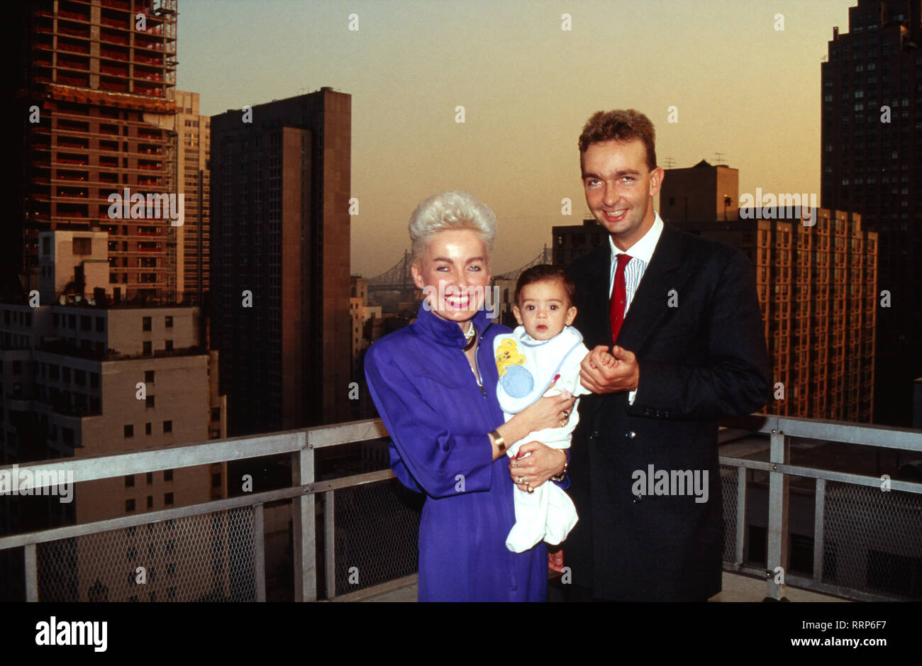 Karl von Habsburg-Lothringen mit Nachwuchs in New York, USA 1996 Stock Photo