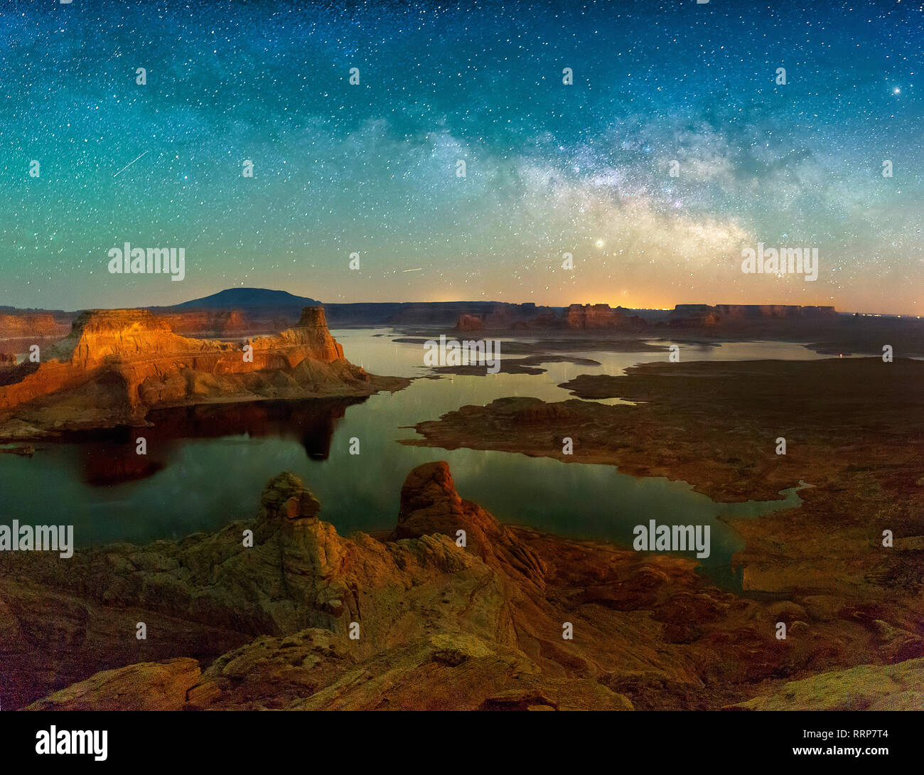 Images from Alstrom Point overlooking Lake Powell and Padre Bay Stock ...