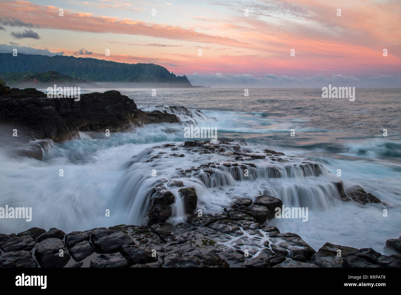 Lava flow queens bath hi-res stock photography and images - Alamy