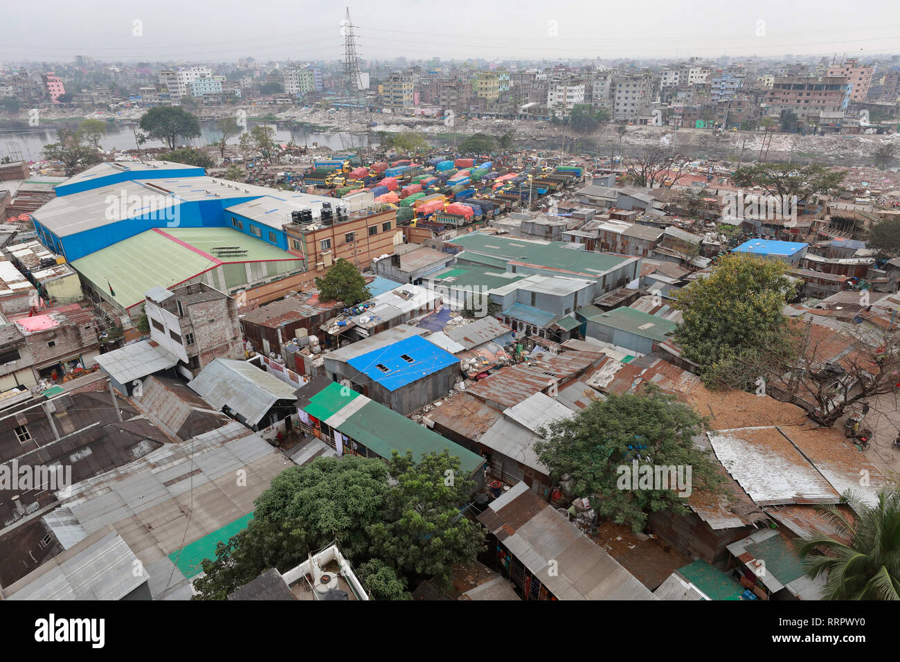 Dhaka, Bangladesh - February 26, 2019: A view of the Dhaka Metropolitan city Lalbagh area Dhaka. A city of over 15 million people, appears to be bursting at the seams. It presents, almost everywhere, a spectacle of squalor, shanty dwellings, awful traffic congestion, shortage of basic utility services, lack of recreation sites or natural parks and playgrounds, unclean air, intrusion of commercial establishments and manufacturing into residential areas, etc. Credit: SK Hasan Ali/Alamy Live News Stock Photo