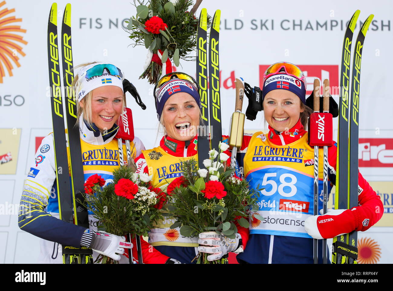 Page 3 Frida Gold High Resolution Stock Photography And Images Alamy