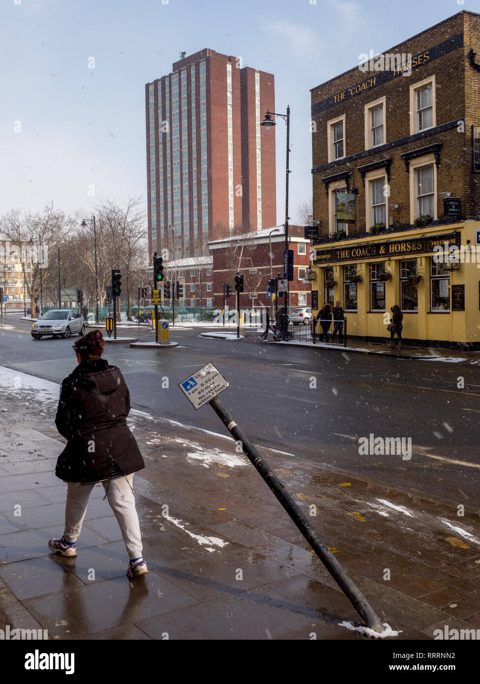 Tottenham high street london hi-res stock photography and images - Alamy