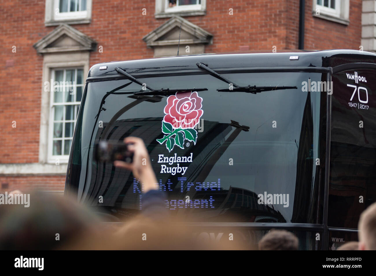 cardiff-rugby-ireland-bus-hi-res-stock-photography-and-images-alamy