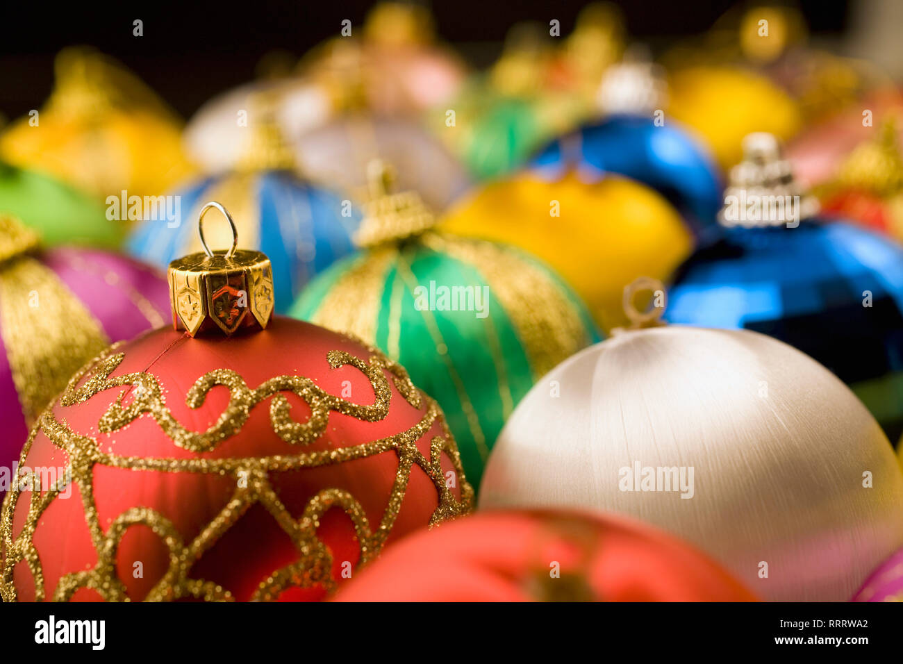 Gold mirror finish hires stock photography and images Alamy