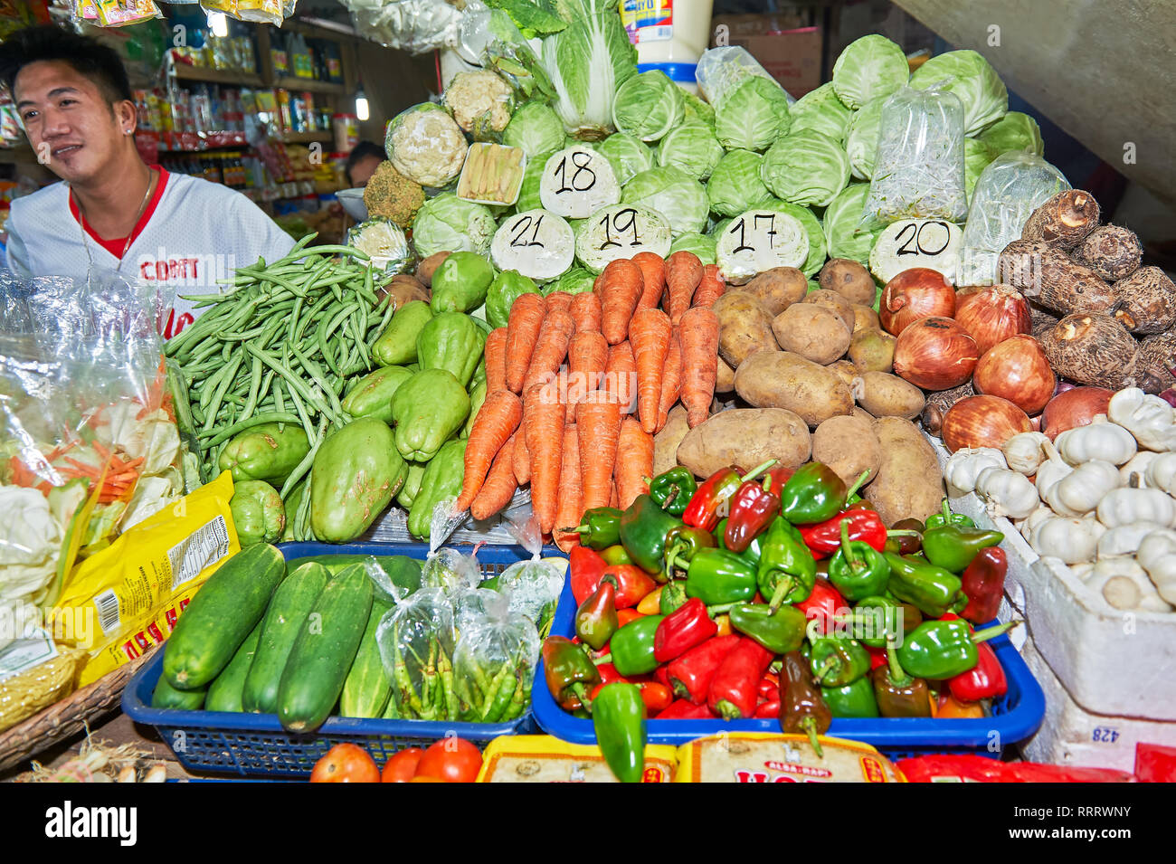 Food market philippines hi-res stock photography and images - Alamy