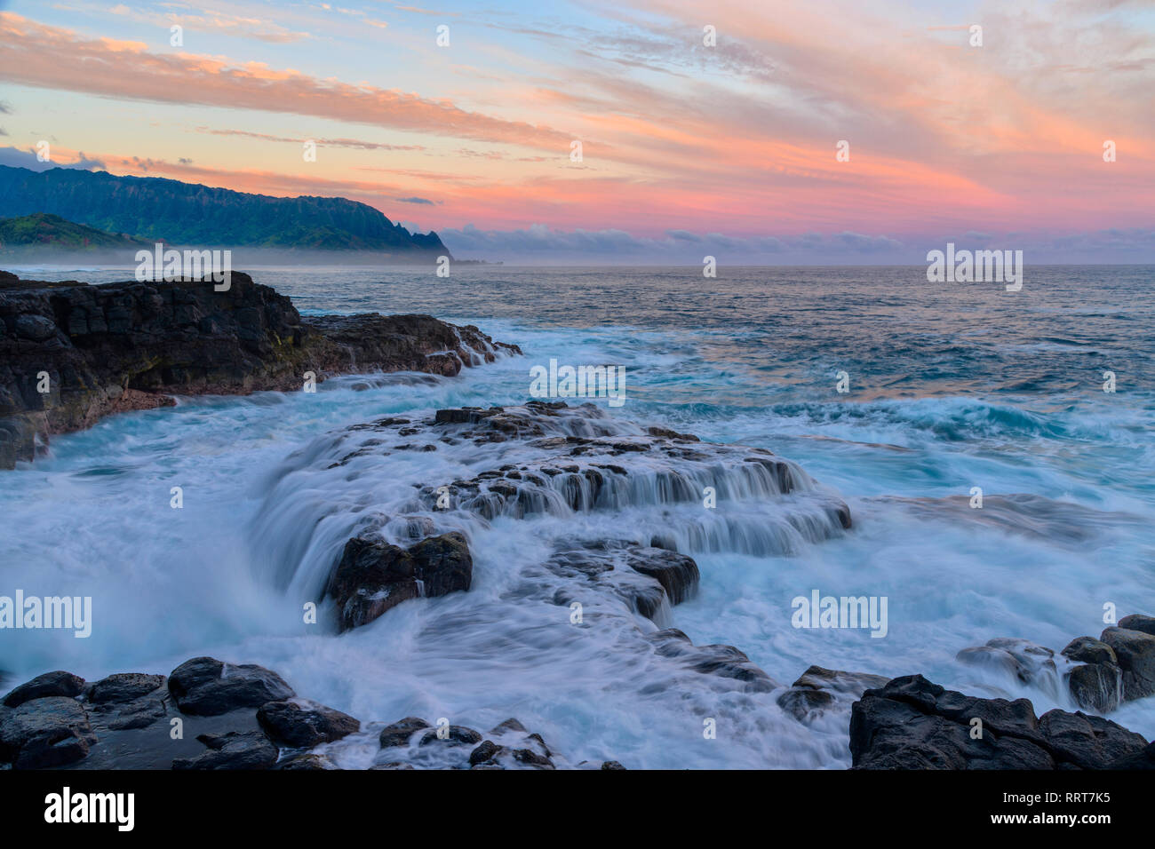 South Pacific, USA, Hawaii, Hawaiian, Island, Kauai, North Shore, Queens Bath Stock Photo - Alamy