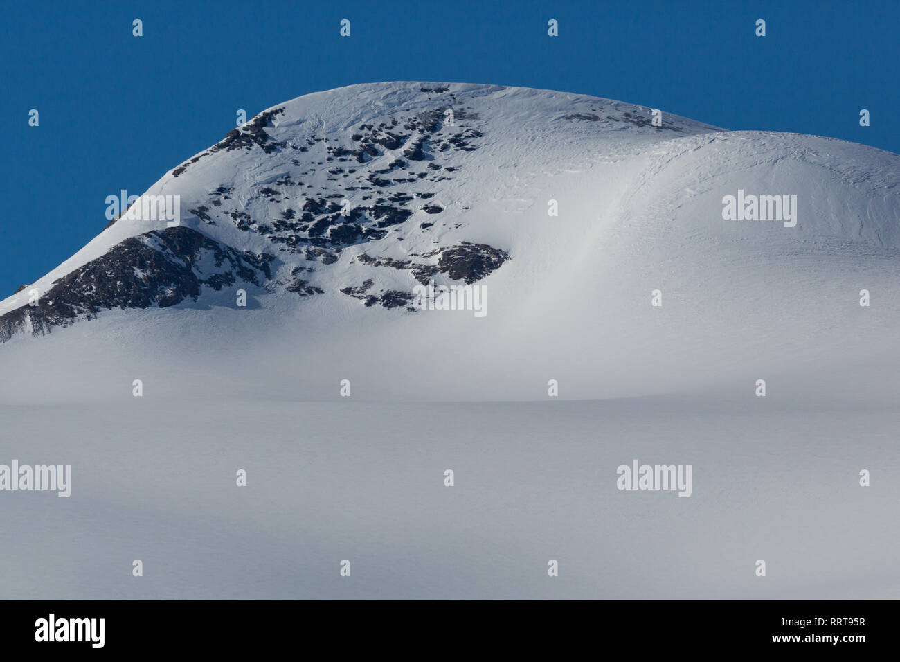 Swiss alps blue sky hi-res stock photography and images - Alamy