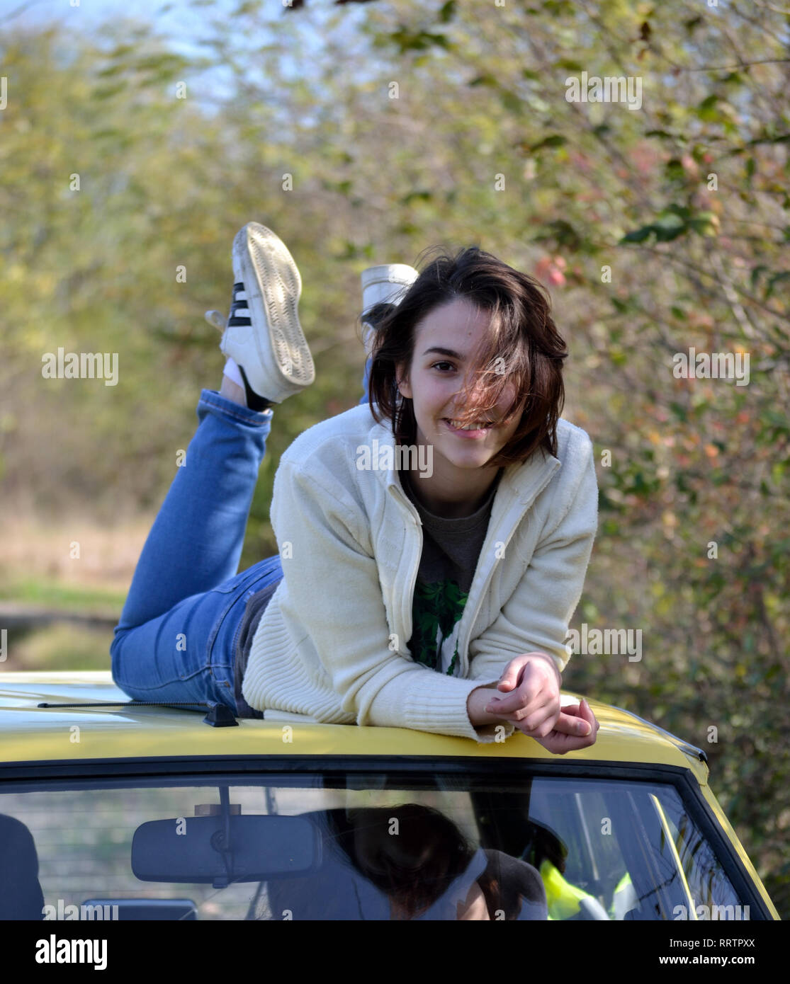 Top 30+ Background Images lying on the hood of your car Excellent Top 30+ Background Images lying on the hood of your car Excellent