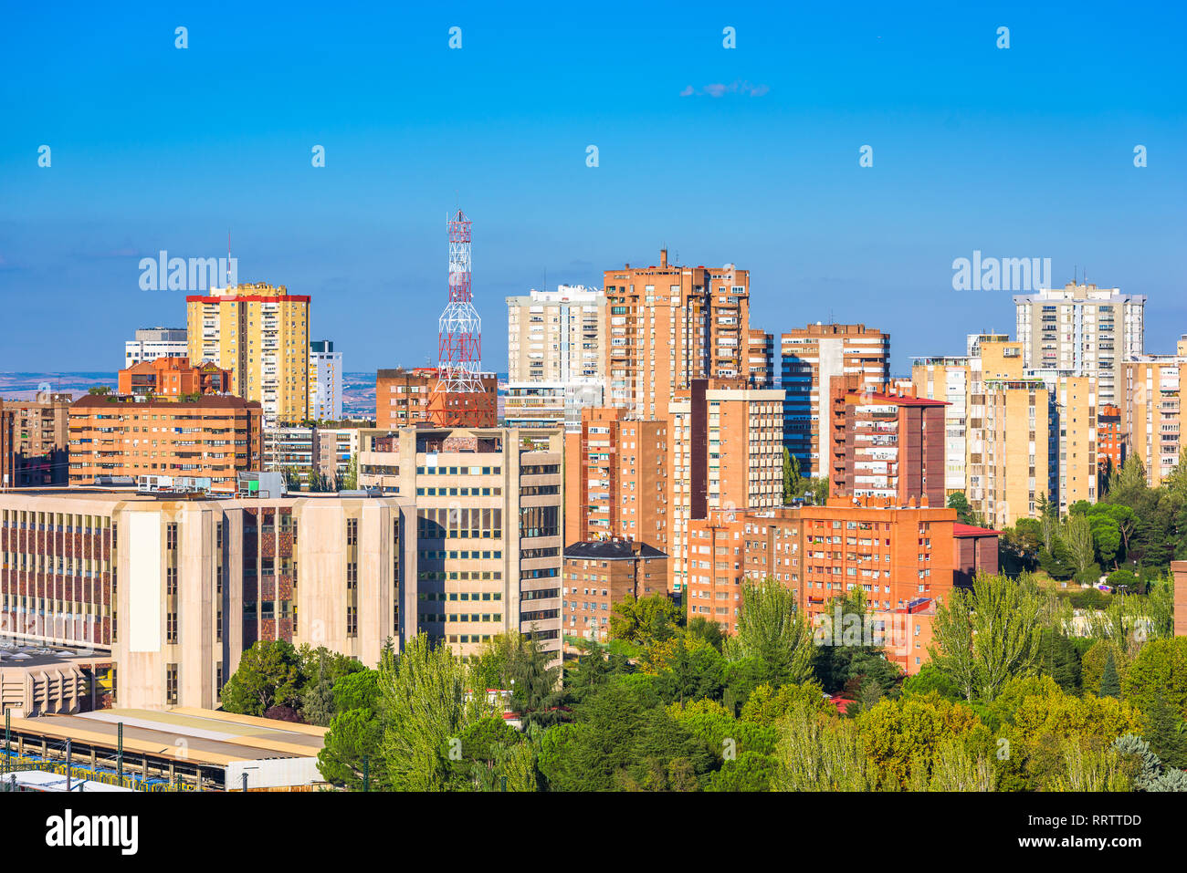 Madrid, Spain apartment building cityscape Stock Photo Alamy