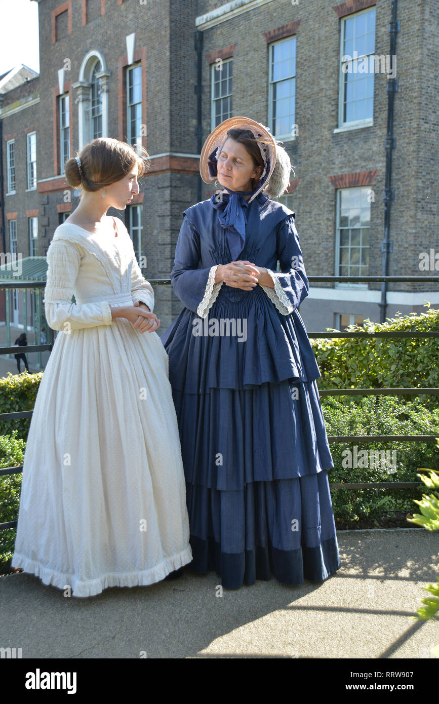 Modern victorian gown online