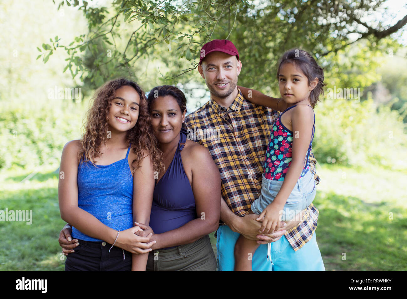 Happy ethnic family hi-res stock photography and images - Alamy