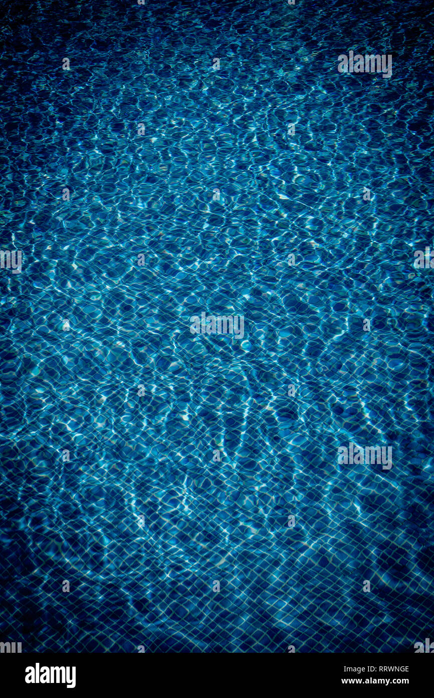 Blue tiled swimming pool background hi-res stock photography and images ...