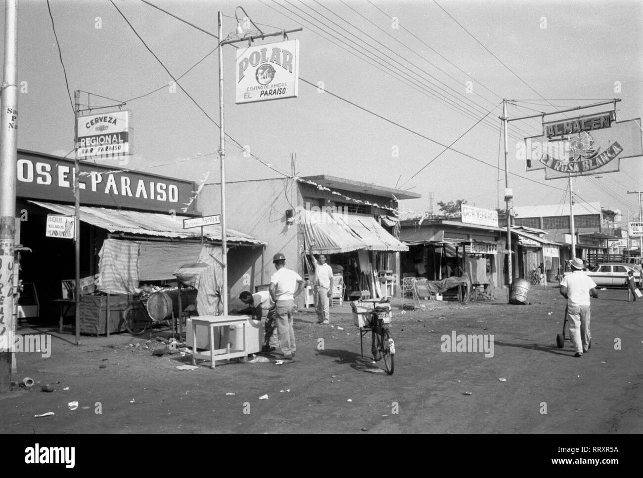 Mexiko - Mexico ca. 1950er Jahre. Geschäftsstrasse Stock Photo