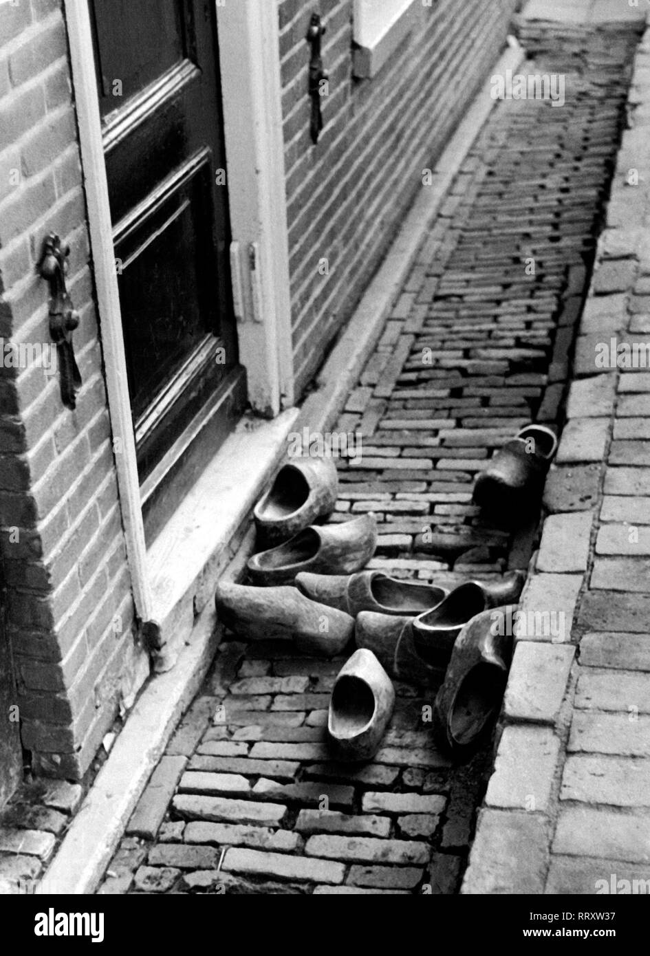 Travel to Holland - Holland, part of the Netherlands - typical Dutch clogs in Volendam. Image date circa 1954. Photo Erich Andres Stock Photo