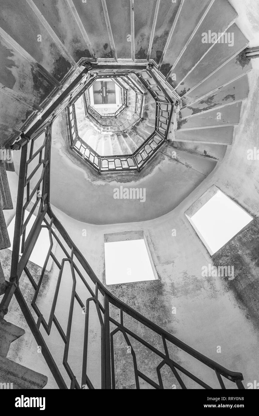 Golden ratio art history hi-res stock photography and images - Alamy
