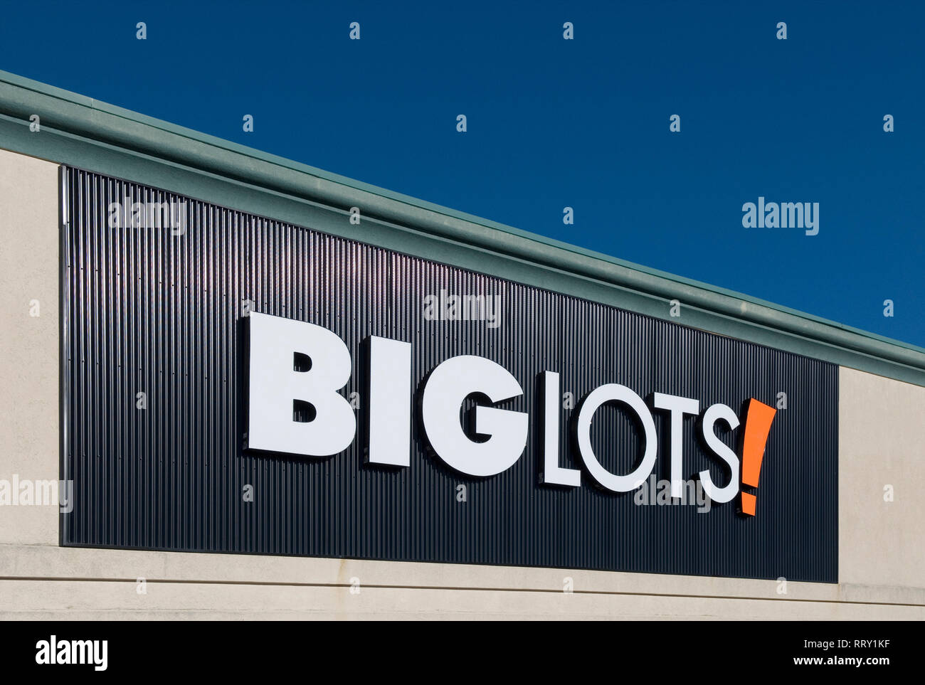 Big Lots retail store sign Stock Photo