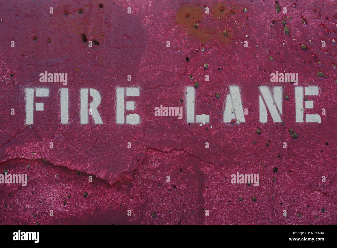 Fire lane sign Stock Photo Alamy