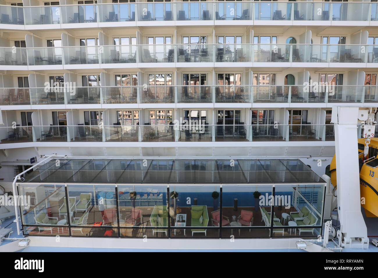 Royal Caribbean’s Ovation Of The Seas Cruise Ship Moored At The ...