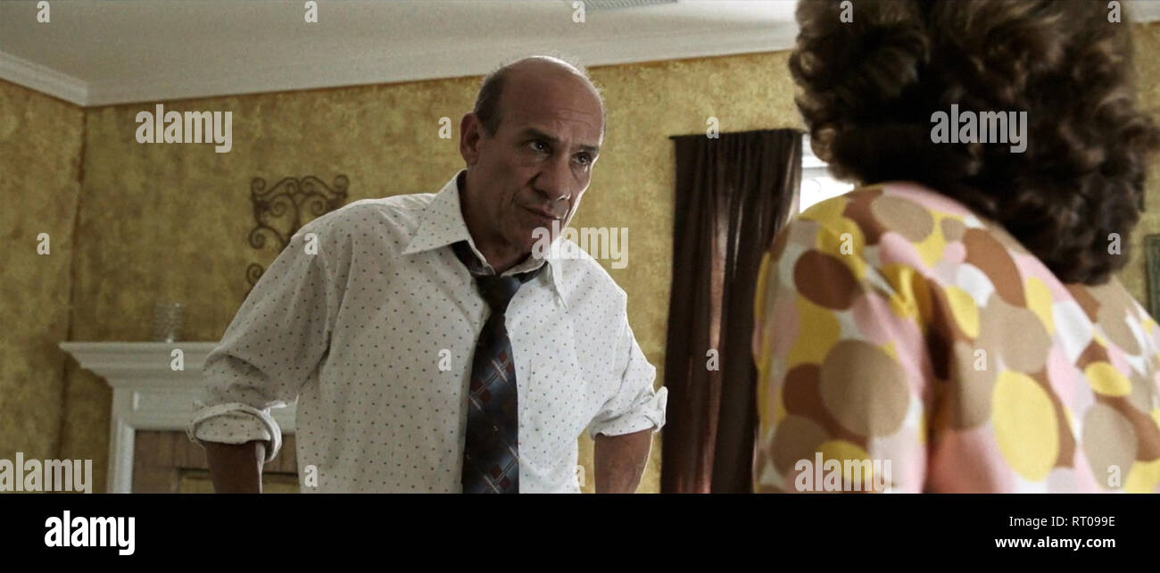 the-amityville-murders-paul-ben-victor-diane-franklin-back-to-camera
