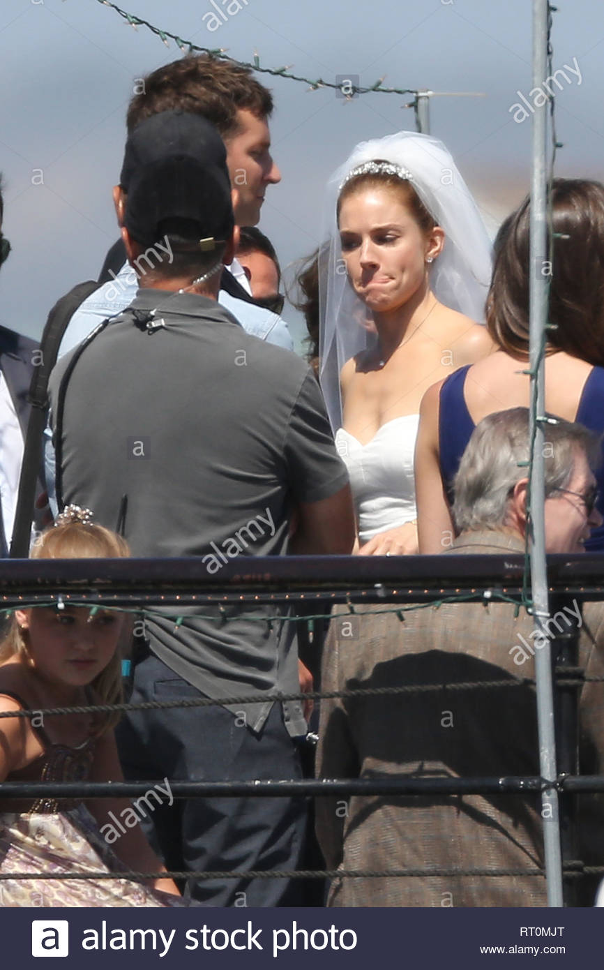 Marina Del Rey Ca She Has Been Engaged To Tom Sturridge For Over