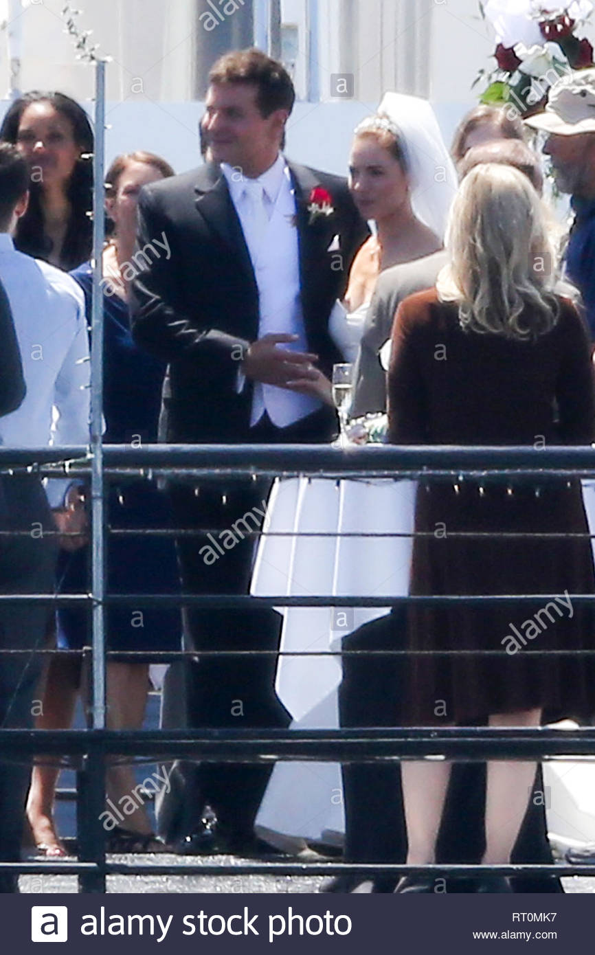 Marina Del Rey Ca She Has Been Engaged To Tom Sturridge For Over