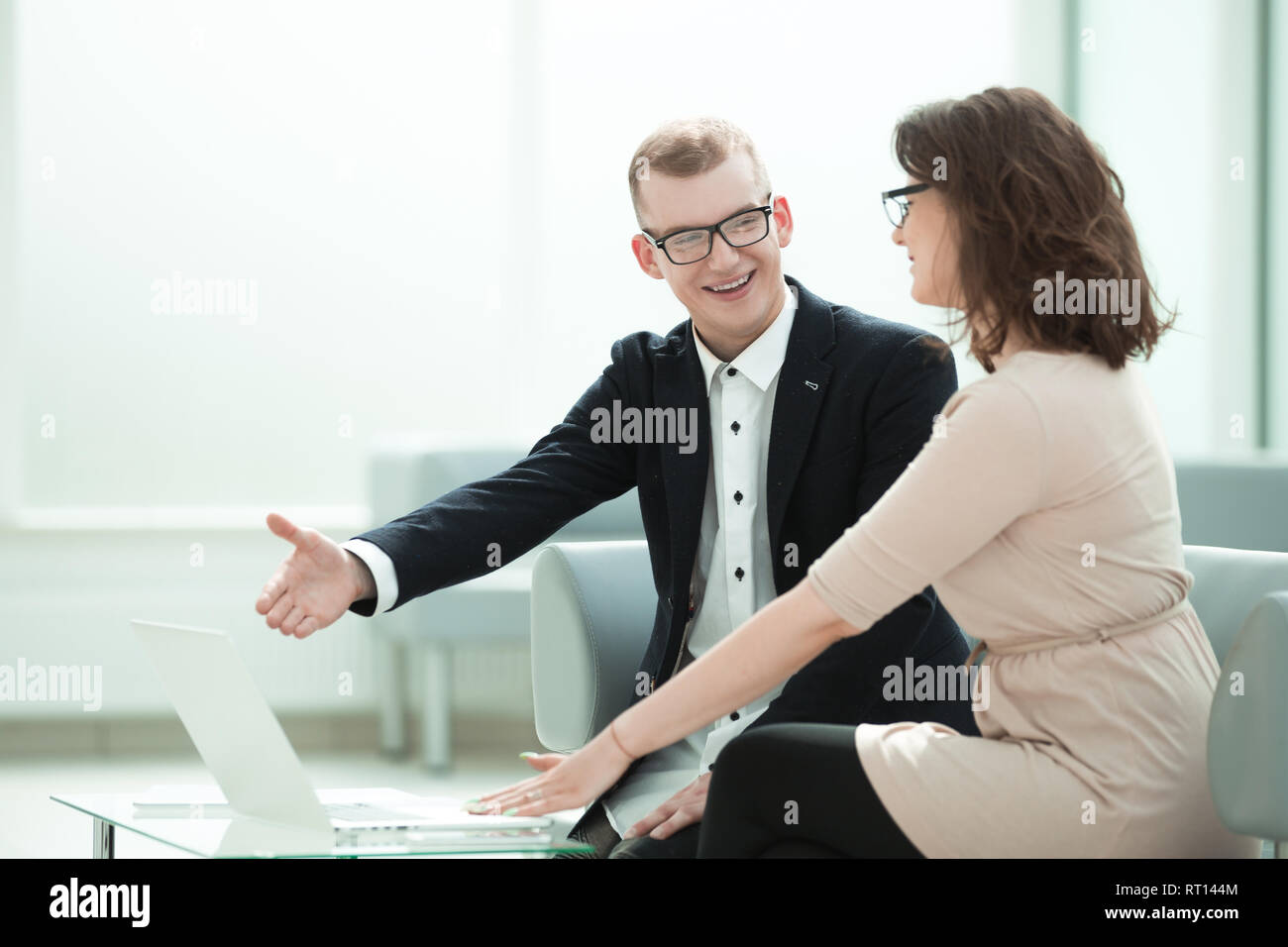 Client use hi-res stock photography and images - Alamy