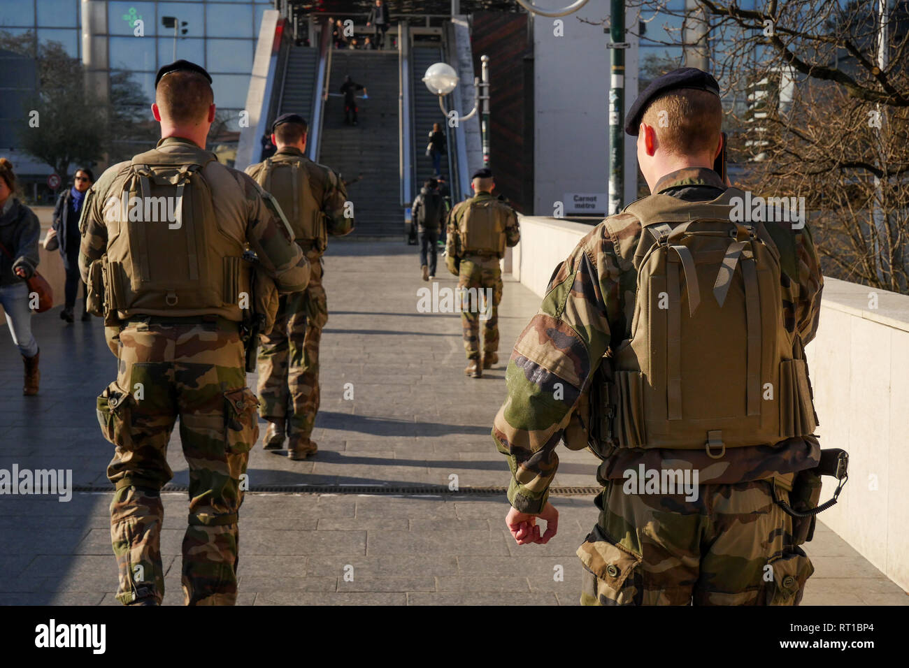 Lyon, France, February 27th 2019: French soldiers are seen in Lyon (Central-Eastern France) on February 29, 2019 as they patrol the city center as part of Sentinelle Operation, the military side of Vigipirate anti-terror governmental disposal. Credit Photo: Serge Mouraret/Alamy Live News Stock Photo