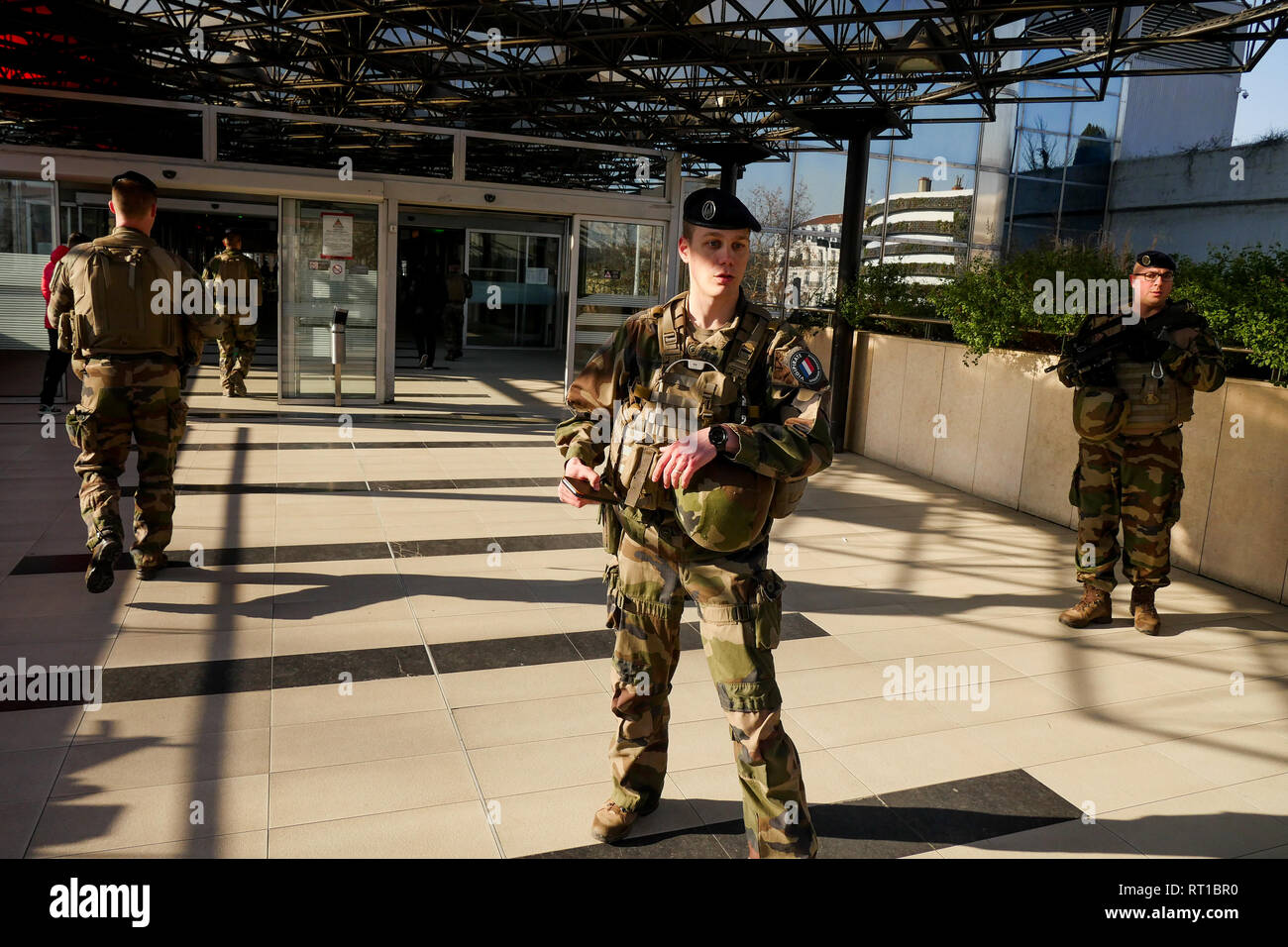 Lyon, France, February 27th 2019: French soldiers are seen in Lyon (Central-Eastern France) on February 29, 2019 as they patrol the city center as part of Sentinelle Operation, the military side of Vigipirate anti-terror governmental disposal. Credit Photo: Serge Mouraret/Alamy Live News Stock Photo