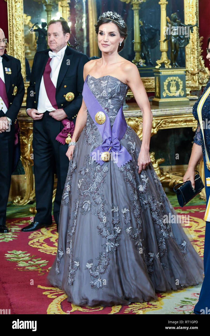 Gala dinner dresses 2019 online