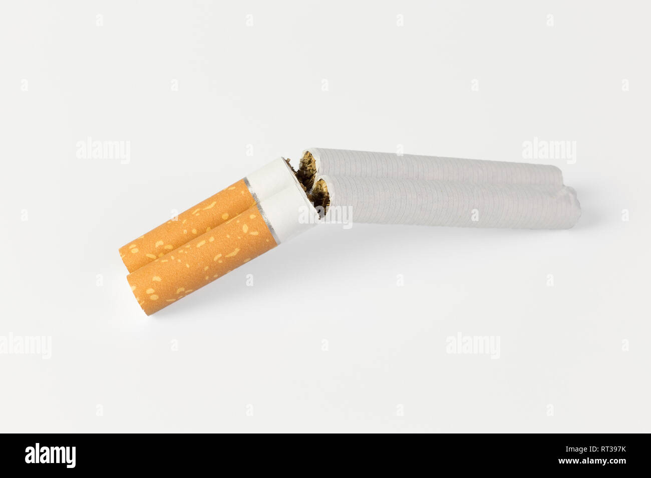 Cracked cigarettes hires stock photography and images Alamy