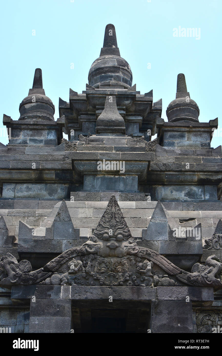 Pawon Java Candi Pawon is a buddhist temple. Located near Borobudur temple in ...